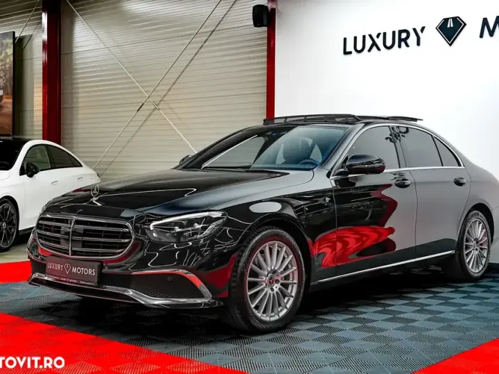 Mercedes-Benz E W213 300 d 4MATIC 9G-TRONIC Exclusive