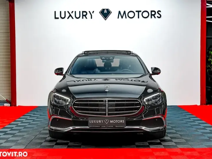 Mercedes-Benz E W213 300 d 4MATIC 9G-TRONIC Exclusive