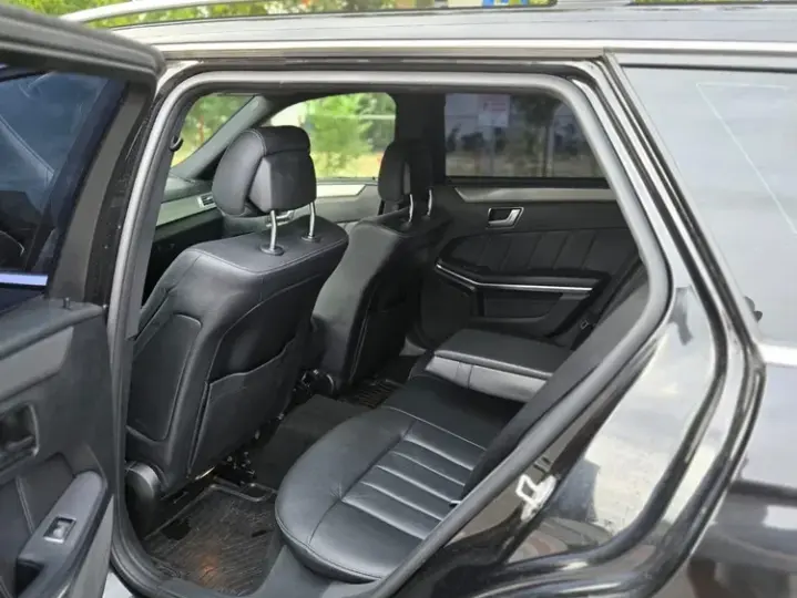Mercedes-Benz E W212