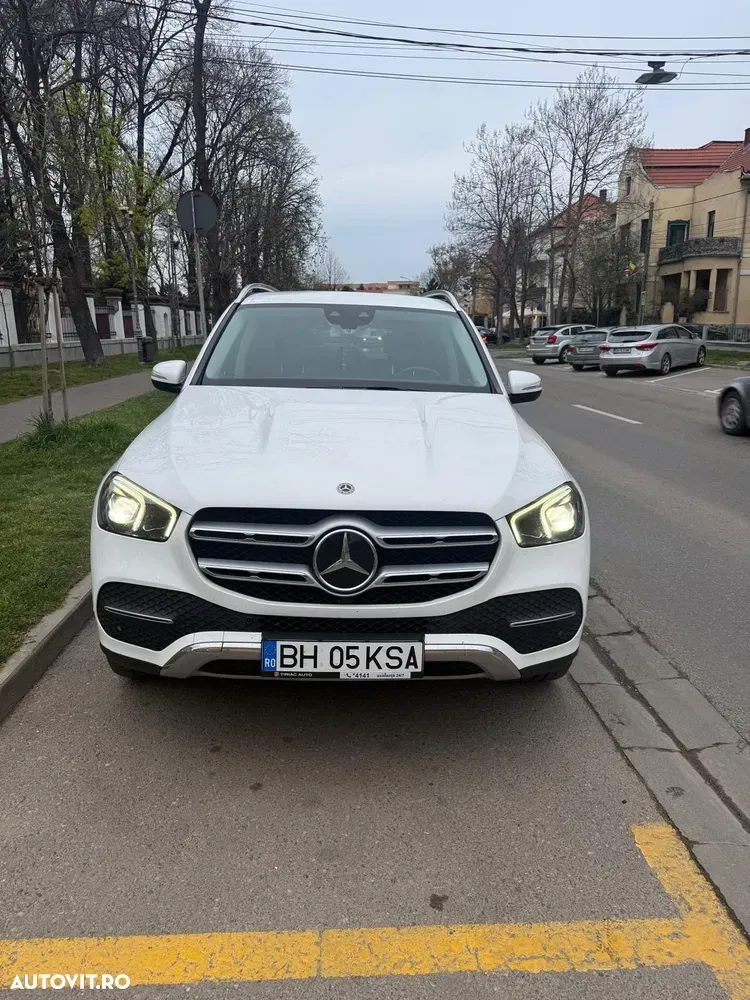 Mercedes-Benz GLE 300 d 4MATIC — imagine 4