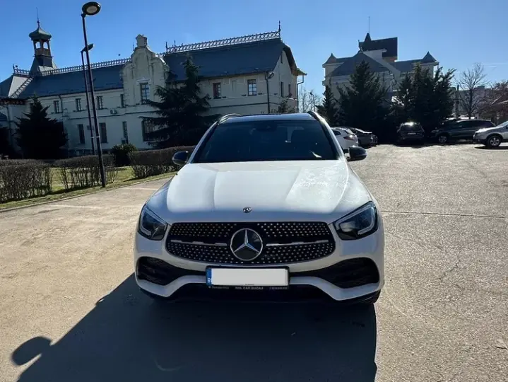 Mercedes-Benz GLC 300 d 4MATIC 9G-TRONIC