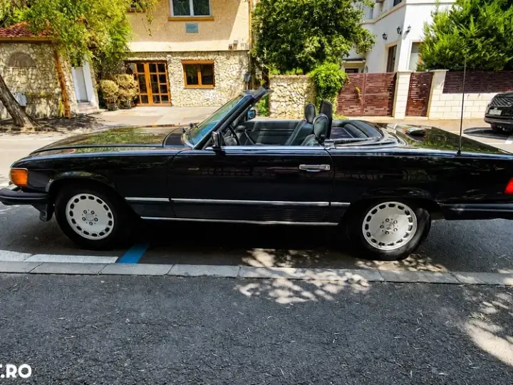 Mercedes-Benz SL R107