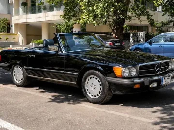 Mercedes-Benz SL R107