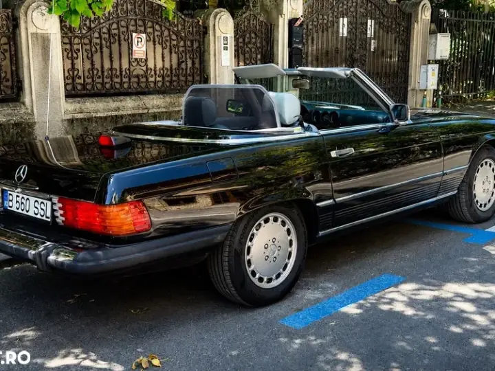 Mercedes-Benz SL R107