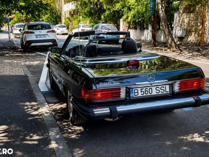 Mercedes-Benz SL R107