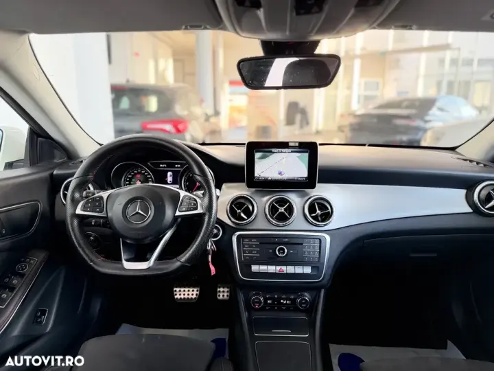 Mercedes-Benz CLA 200 C117