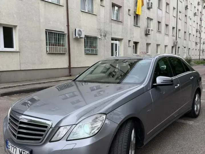 Mercedes-Benz E W212