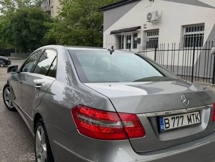 Mercedes-Benz E W212
