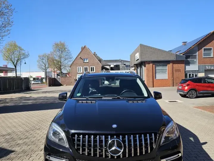 Mercedes-Benz ML W166