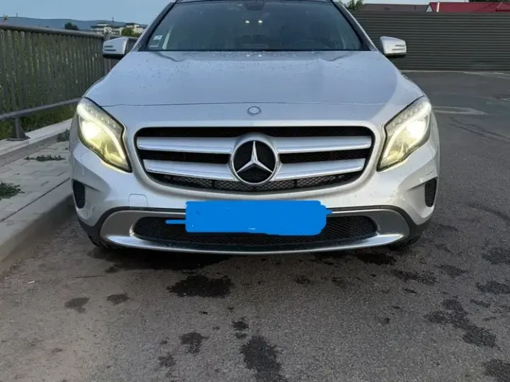 Mercedes-Benz GLA X156 220 d 4MATIC 7G-DCT