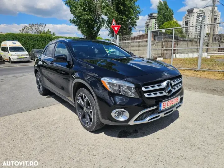 Mercedes-Benz GLA X156