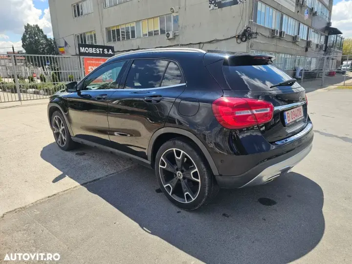 Mercedes-Benz GLA X156