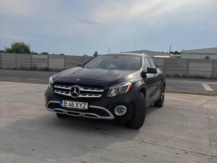 Mercedes-Benz GLA X156