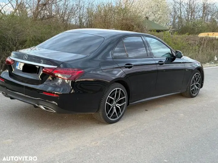 Mercedes-Benz E W213 300