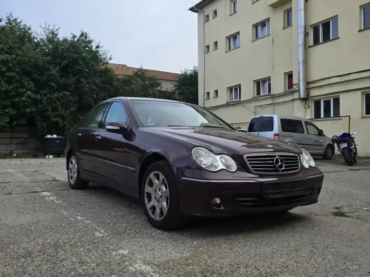 Mercedes-Benz C W203 220 CDI Automatik Elegance