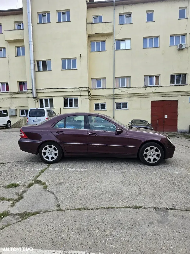 Mercedes-Benz C W203 220 CDI Automatik Elegance — imagine 3