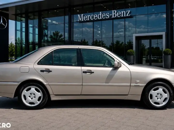 Mercedes-Benz C W202