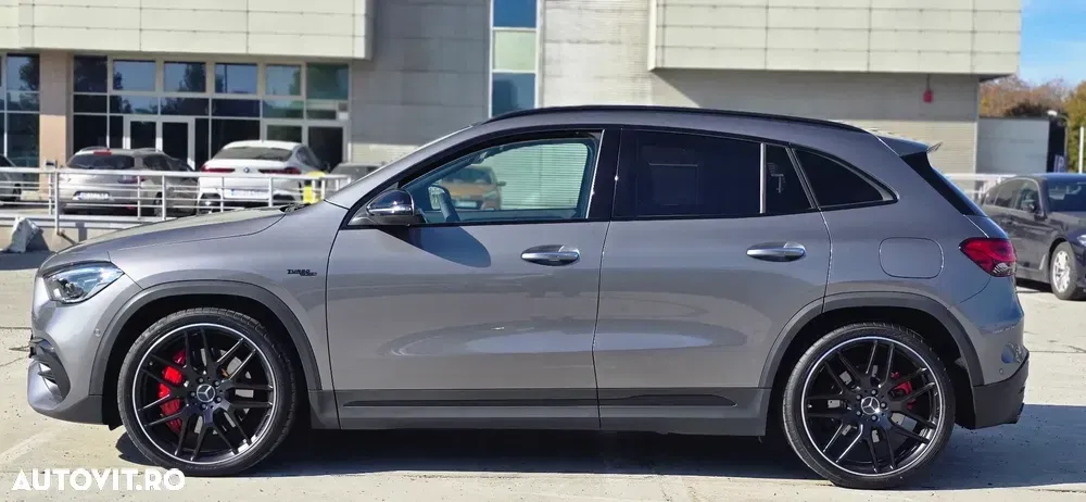 Mercedes-Benz GLA AMG 45 S 4MATIC+ AMG Speedshift DCT 8G — imagine 3