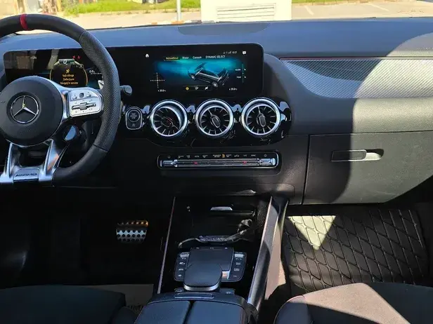 Mercedes-Benz GLA AMG 45 S 4MATIC+ AMG Speedshift DCT 8G