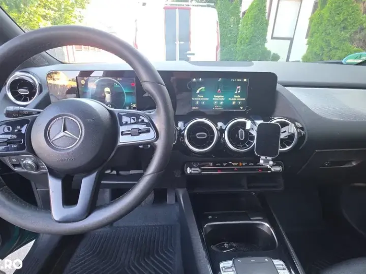 Mercedes-Benz B 180 W247