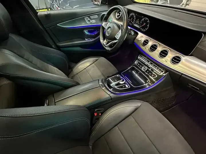 Mercedes-Benz E W213 350 D Aut.