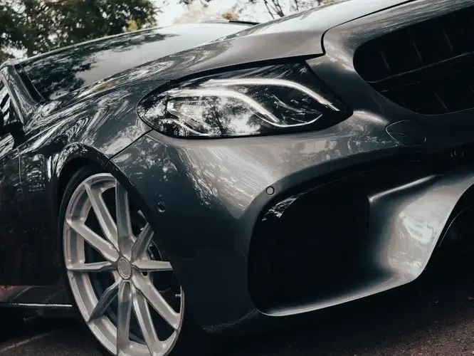 Mercedes-Benz E W213 220 d 9G-TRONIC AMG Line