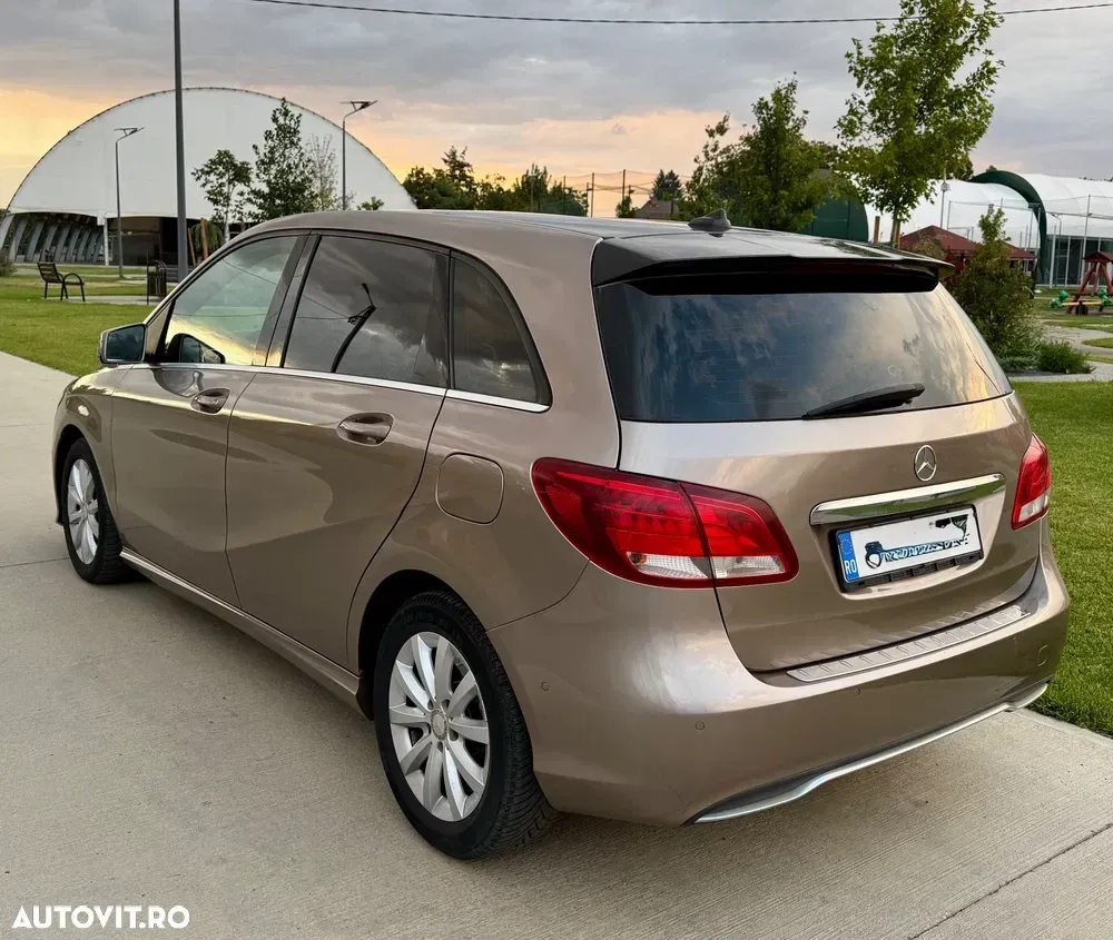 Mercedes-Benz B 180 W246 — imagine 5