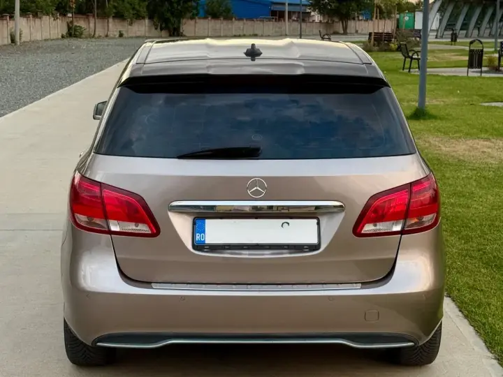 Mercedes-Benz B 180 W246