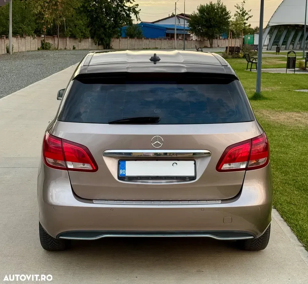 Mercedes-Benz B 180 W246 — imagine 2