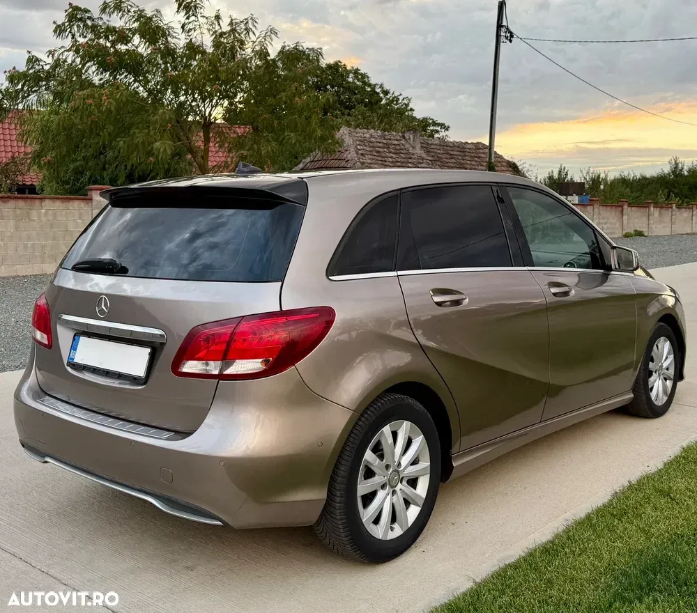 Mercedes-Benz B 180 W246 — imagine 6