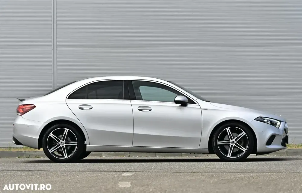 Mercedes-Benz A 200 W177/V177 d Sedan Edition — imagine 4