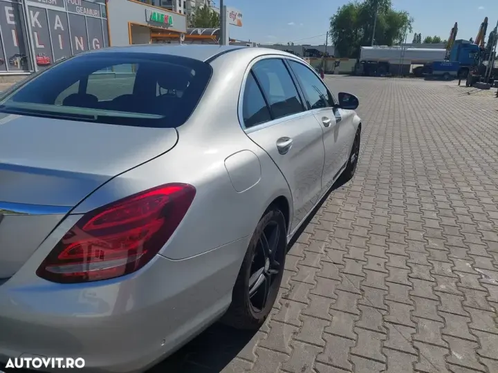Mercedes-Benz C W205 180 7G-TRONIC Avantgarde