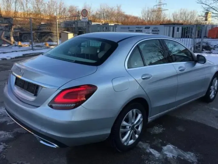 Mercedes-Benz C W205 220 d 4Matic 9G-TRONIC Avantgarde