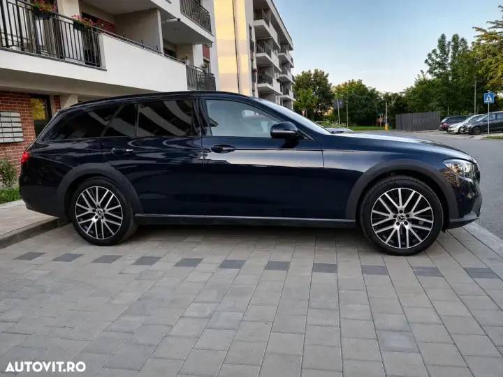 Mercedes-Benz E W213 220 d T-Modell 4MATIC Aut