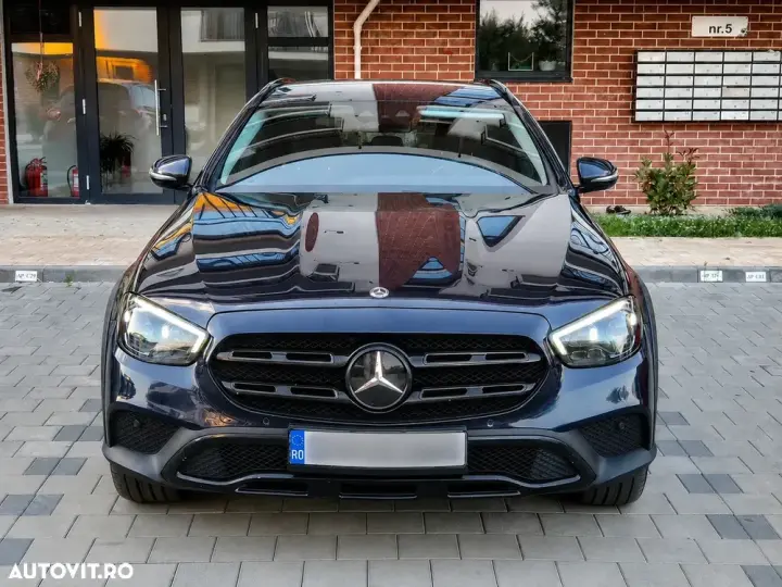 Mercedes-Benz E W213 220 d T-Modell 4MATIC Aut