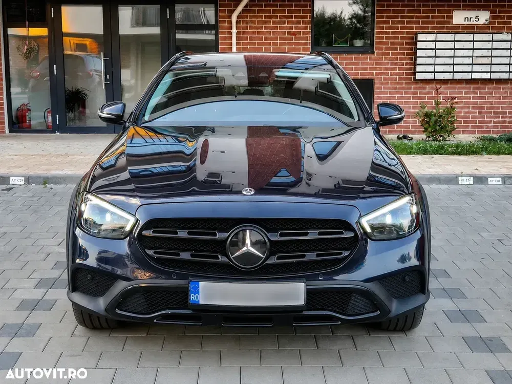 Mercedes-Benz E W213 220 d T-Modell 4MATIC Aut — imagine 2