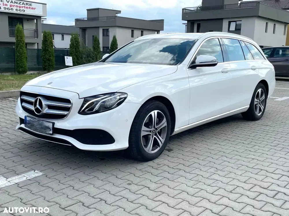 Mercedes-Benz E W213 220 d 4Matic 9G-TRONIC Avantgarde — imagine 4