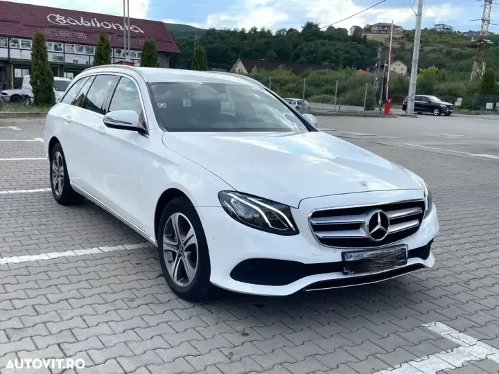 Mercedes-Benz E W213 220 d 4Matic 9G-TRONIC Avantgarde