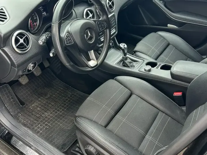 Mercedes-Benz A 180 W176 Style