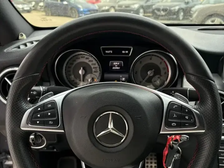 Mercedes-Benz CLA 200 C117 d 7G-DCT AMG Line