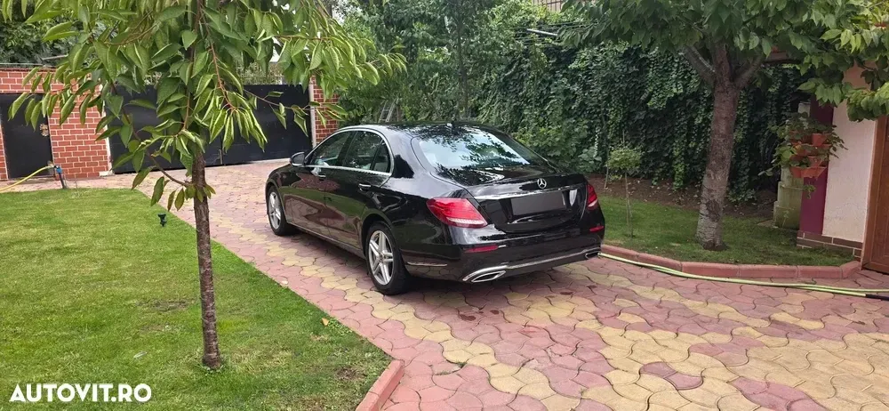 Mercedes-Benz E — imagine 6