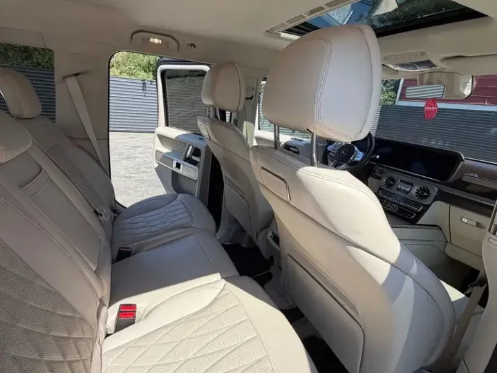 Mercedes-Benz G