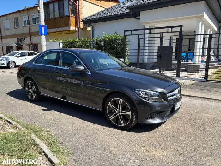 Mercedes-Benz C W205 300 e 9G-TRONIC Avantgarde