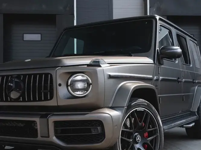Mercedes-Benz G W483
