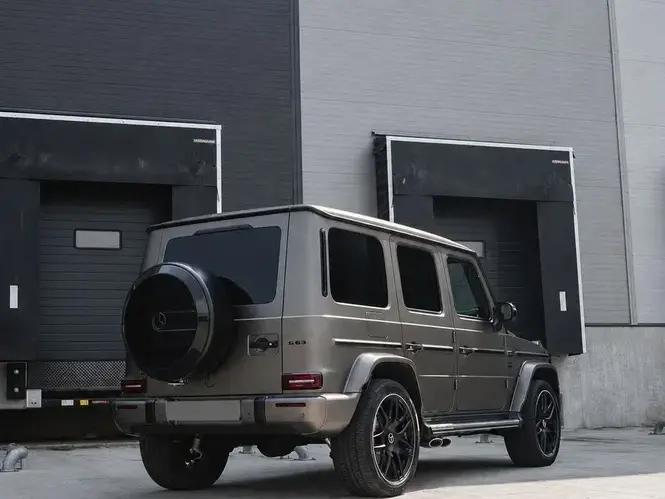Mercedes-Benz G W483