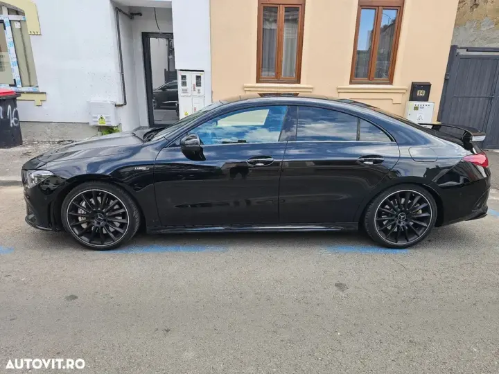 Mercedes-Benz CLA 35 AMG