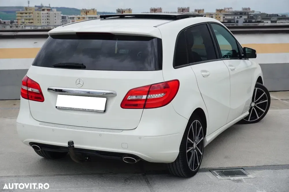 Mercedes-Benz B 220 CDI BlueEfficiency Aut. — imagine 4