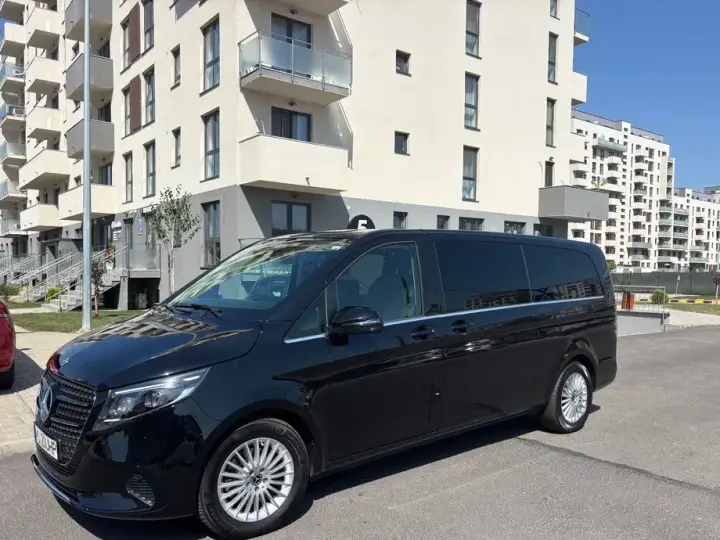 Mercedes-Benz V 300 d Combi Extra-lung 237 CP AWD 9AT Avantgarde