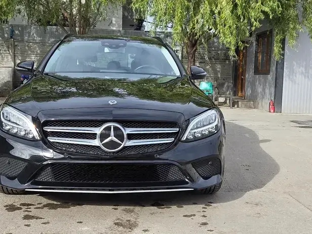 Mercedes-Benz C W205 180 d 9G-TRONIC