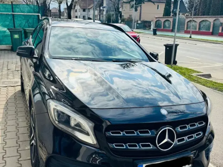 Mercedes-Benz GLA 220 d 4MATIC Aut.